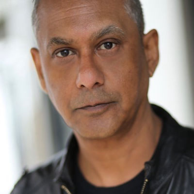 Gordon Warnecke image